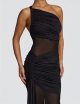 Damen Einschulter Maxikleid mit geraffter Oberfläche und durchsichtigen Einsätzen mit ausgestelltem Saum – Schwarz