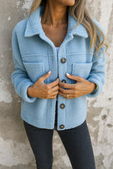 Damen Fleecejacke mit Knopfverschluss und Brusttaschen – Hellblau