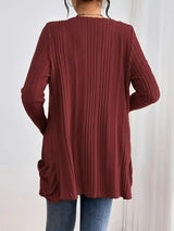 Damen Gerippte Langarm Strickjacke mit offener Front und gerafften Fronttaschen – Karmesinrot