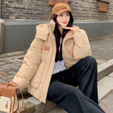 Damen Gesteppte Pufferjacke mit Kapuze Frontreißverschluss Brusttasche und Seitentaschen – Khaki
