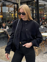 Damen Jacke mit Reißverschluss und zwei Fronttaschen – Schwarz