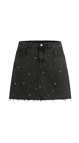 Damen Jeans Minirock mit Frontpaneelen, Knopfverschluss und offenem Saum – Schwarz