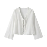 Damen-Kurzbluse mit V-Ausschnitt und Bindebändern – Weiß