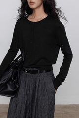 Damen Langarm Strickjacke mit Rundkragen und durchgehender Knopfleiste – Schwarz