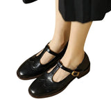 Damen Mary Jane Halbschuhe mit T-Riemen und Lochmuster – Schwarz