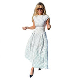 Damen-Maxikleid mit Punktemuster und Flügelärmeln – Weiß