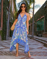 Damen Maxikleid mit V-Ausschnitt und Spaghettiträgern mit offenem Rücken und Zipfelsaum – Blau