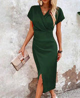 Damen Midi-Kleid mit V-Ausschnitt und Kurzärmeln mit Vorderschlitz – Grün