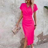 Damen Midi-Kleid mit V-Ausschnitt und Kurzärmeln mit Vorderschlitz – Rosa
