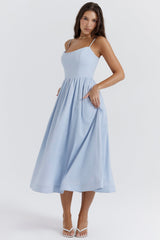 Damen Midikleid mit geradem Ausschnitt und Spaghettiträgern mit Taillenaht und weitem Rock – Blau