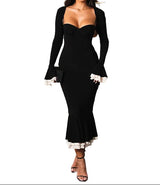 Damen Midikleid mit herzförmigem Ausschnitt, langen Ärmeln und Rüschenabschlüssen – Schwarz