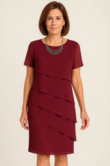 Damen Midikleid mit kurzen Ärmeln, Rundhalsausschnitt und asymmetrischen Lagen – Weinrot