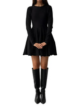 Damen Minikleid mit langen Ärmeln, Rundhalsausschnitt und ausgestelltem Rock – Schwarz
