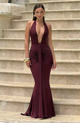 Damen Neckholder Maxikleid mit tiefem V-Ausschnitt und durchgehender Raffung – Burgund