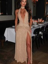 Damen Neckholder Maxikleid mit tiefem V-Ausschnitt und Glitzeroberfläche mit offenem Rücken und seitlichem Schlitz – Beige