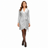 Damen Pailletten Wickelkleid Mini mit Schalkragen und Bindegürtel – Silber