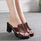 Damen Peep-Toe Mule-Sandalen mit Kreuzriemen und Blockabsatz – Braun