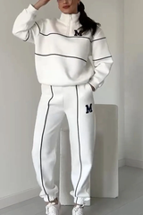 Damen Set mit Halbreißverschluss-Pullover und Jogginghose mit Kontraststreifen – Weiß