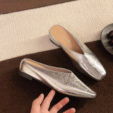Damen Slipper mit Geschlossener Spitze und Flacher Sohle – Silber