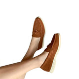 Damen-Slipper mit Quasten-Detail und flacher Sohle – Braun