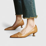 Damen Spitze Slip-On Pumps mit Niedrigem Absatz – Beige