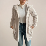 Damen Strickjacke mit Kapuze Zopfmuster Knopfleiste und langen Ärmeln – Beige