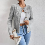Damen Strickjacke mit Knopfleiste und Zopfmuster – Grau