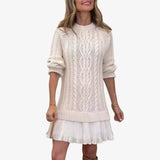Damenstrickkleid mit Zopfmuster und plissiertem Minirock – Aprikose