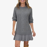 Damenstrickkleid mit Zopfmuster und plissiertem Minirock – Grau