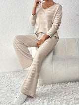 Damen Zweiteiliges Set mit V-Ausschnitt Oberteil und Weiter Hose – Beige