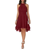Damenkleid mit Halterneck und Ausgestelltem Rock mit Lagen-Saum – Rot