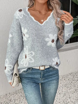 Melanira – Stilvoller Pullover Mit V-Ausschnitt Und Blumen Muster – Grau