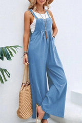 Solania – Stylischer Overall mit weitem Bein – Hellblau