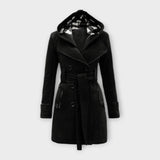 Elyana – Warmer Wintermantel mit Kapuze – Schwarz
