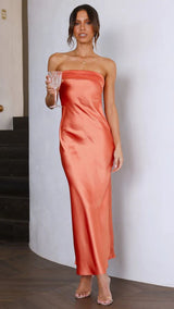 Valeria - Trägerloses Satinkleid – Orange