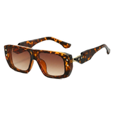 Eckige Damen-Sonnenbrille mit Muster und Nieten – Bernstein & Schildpatt