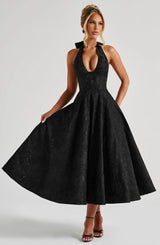 Rebecca - Jacquard Halter Neck Fit and Flare Midi Kleid – Schwarz