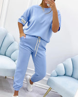 Damen Relaxed Outfit: Set aus solidem Oberteil und Hose – Blau