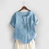 Mayla | Klassische und bequeme Bluse – Himmelblau