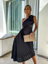 Martha | Blumenmuster Hochzeitsgastkleid – Schwarz