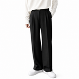Herren Hose mit geradem Bein und Frontfalten sowie Knopfverschluss – Schwarz