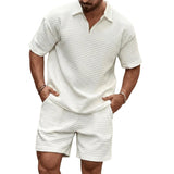 Herren-Set aus Poloshirt mit Viertelreißverschluss und Shorts mit Gitterstruktur – Weiß