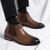 Herren Stiefeletten mit elastischen Seiteneinsätzen und Zuglaschen – Braun