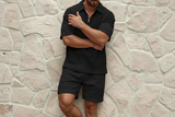 Herren Zweiteiliges Set mit Kurzarmshirt und Shorts mit Struktur – Schwarz