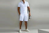 Herren Zweiteiliges Set Poloshirt mit Reißverschluss und kurze Hose – Weiß