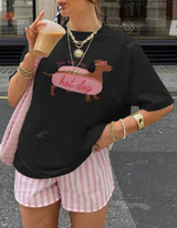 Lucia - Dackel-T-Shirt mit Druck – Schwarz