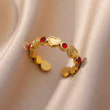 Goldplattierter Herzring mit Zirkonias – Rot