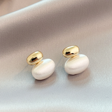 Ovale Perlenohrringe in Gold – Gold