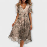 Annegret | Lässiges V-Ausschnitt-Kleid – Beige