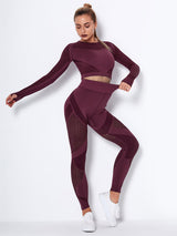 Lea | Nahtloses 2-teiliges Sportset mit Struktur-Design – Weinrot